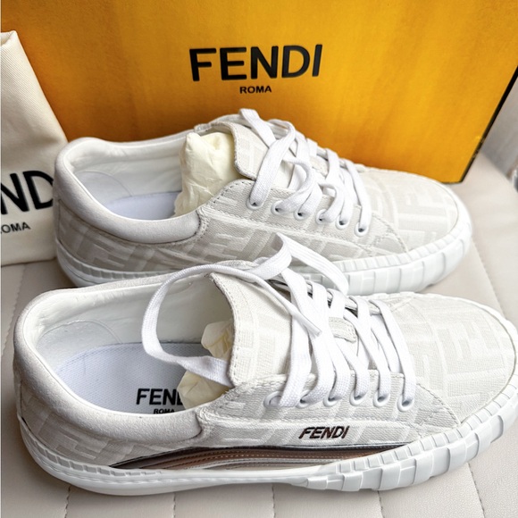 NWT FENDI FORCE FF LOW TOP LOGO CANVAS PLATFORM SNEAKERS WHITE 39.5 - Picture 3 of 10